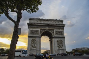 arco di trionfo parigi-quelliconlavaligia