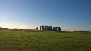 Stonehenge panorame Quelli con la valigia